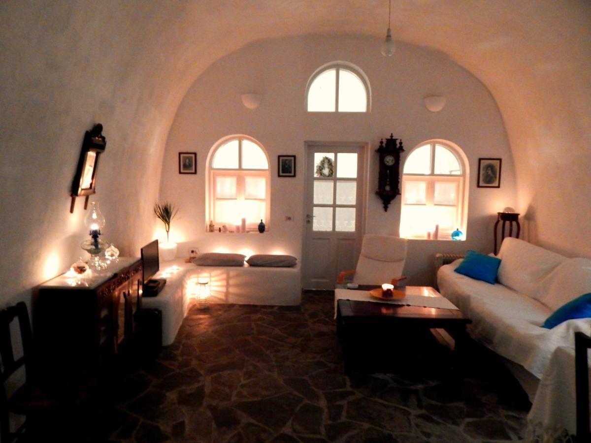 Вілла Bioclimatic Cave House Santorini Vothon Екстер'єр фото