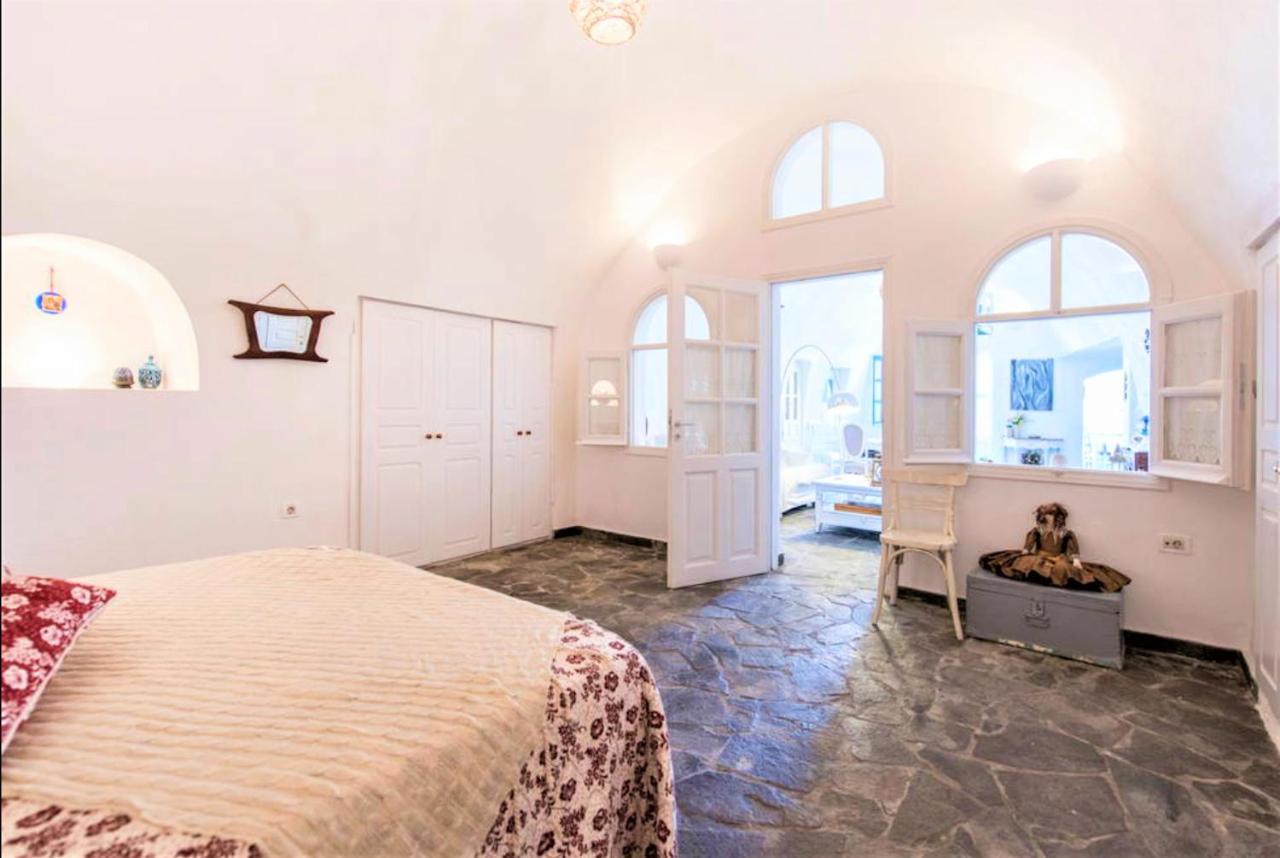 Вілла Bioclimatic Cave House Santorini Vothon Екстер'єр фото