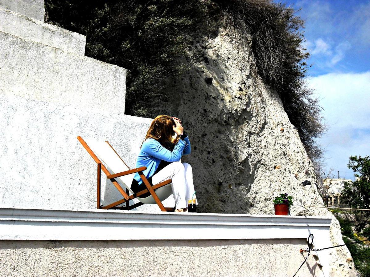 Вілла Bioclimatic Cave House Santorini Vothon Екстер'єр фото